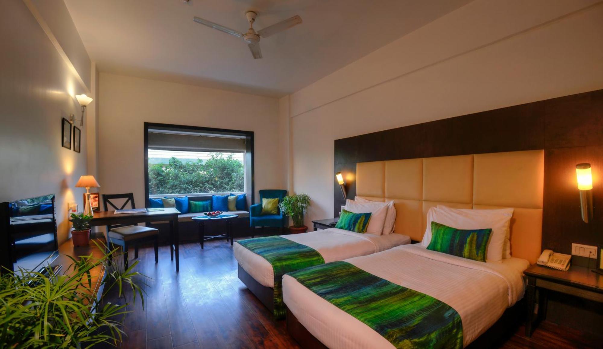 Treehouse Hotel Club & Spa Dharuhera ภายนอก รูปภาพ